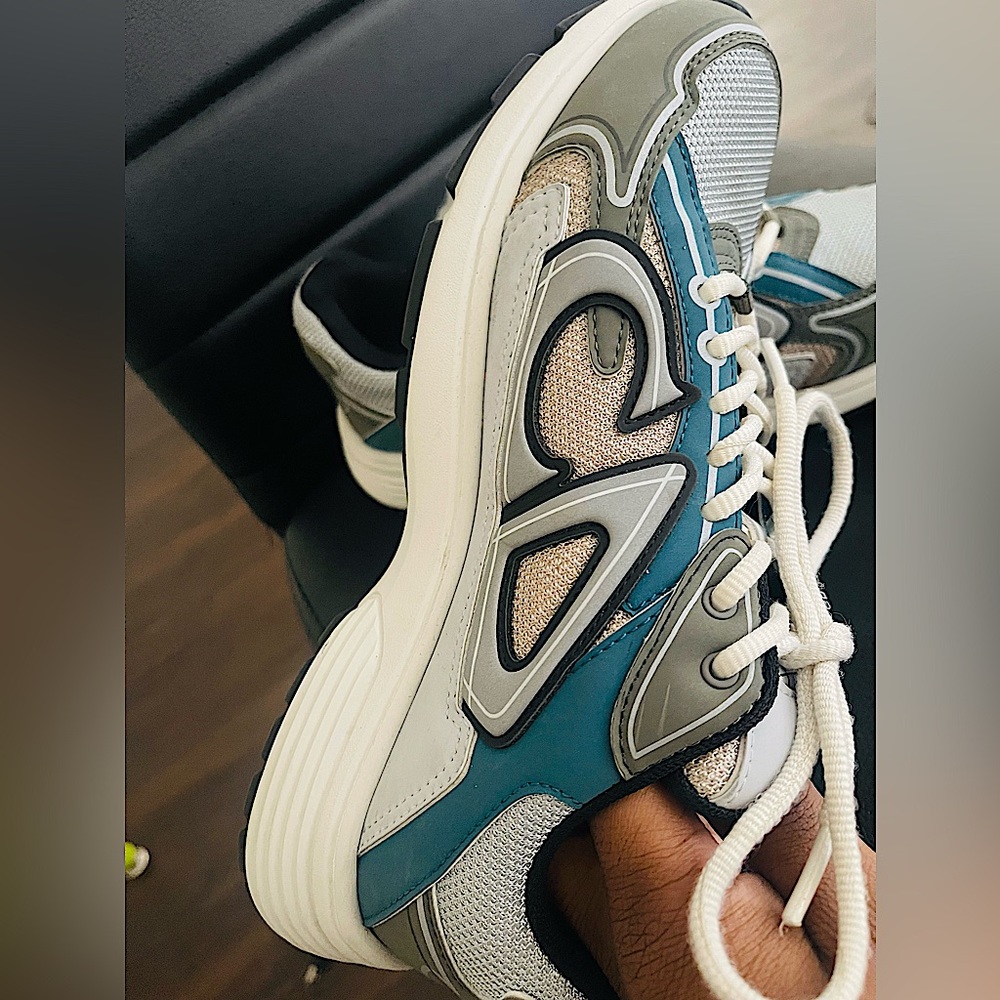 DIOR B30 SNEAKERS